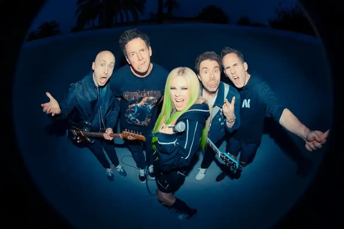 Avril Lavigne and Simple Plan