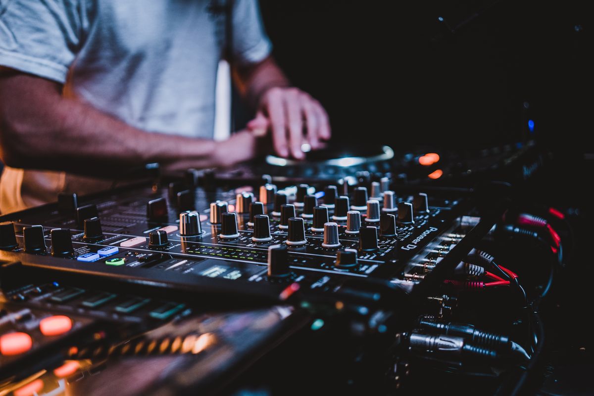Boiler Room, Resident Advisor and other organizations are finding ways to help.
