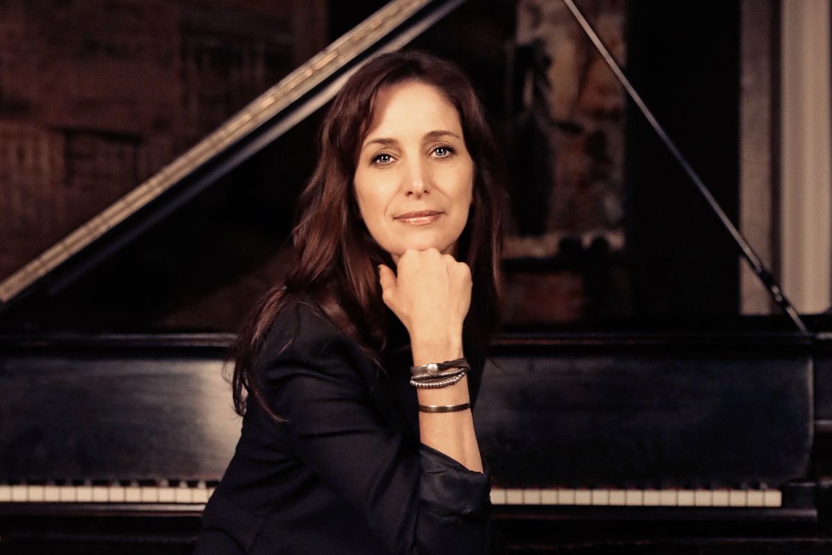 Chantal Kreviazuk