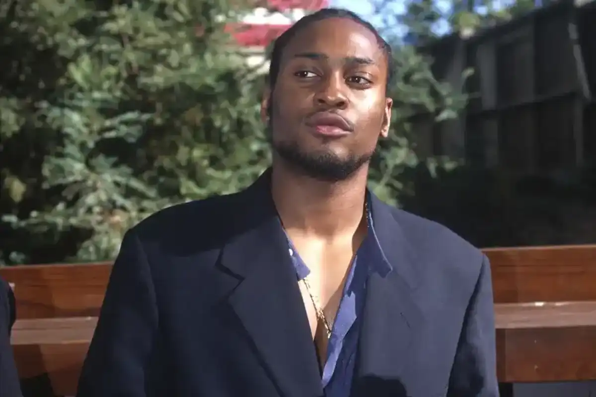 D'Angelo poses during KMEL Summer Jam at Shoreline Amphitheatre on August 3, 1996 in Mountain View, California