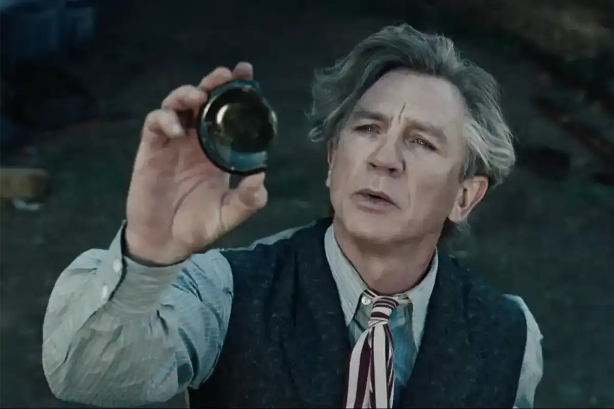 Daniel Craig in 'Narnia: The Magician's Nephew' trailer.
