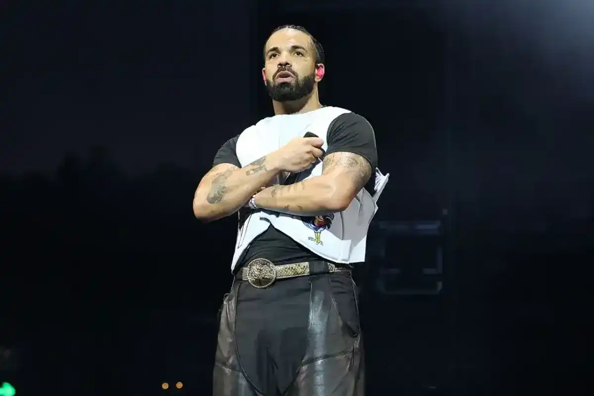 Drake performs at the Wireless Festival at Finsbury Park on July 12, 2025 in London, England.