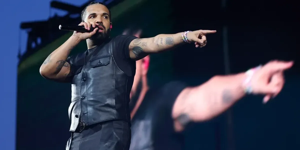 Snake As A Rapper Drake Says His ‘Karma Is Straight’ During Show Speech: ‘I Didn’t Get ...