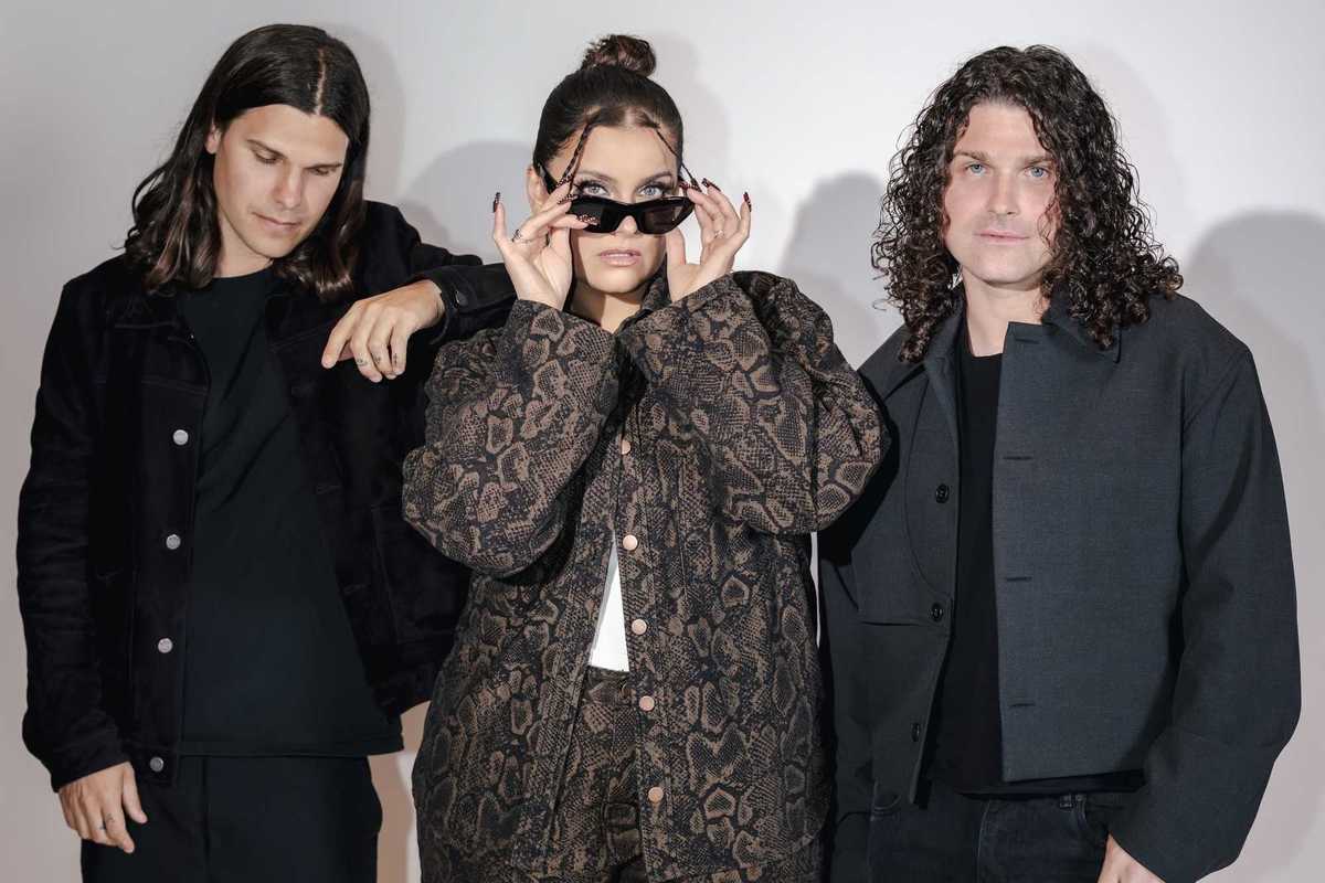 DVBBS & Nelly Furtado