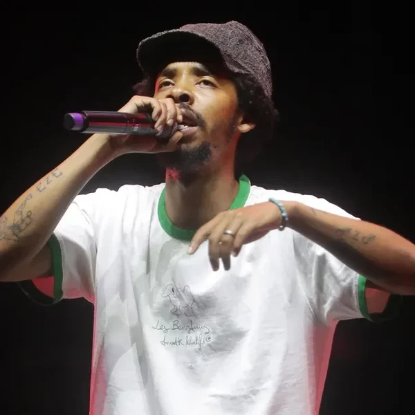 Earl Sweatshirt performs during the Good Vibes Only Tour at Talking Stick Resort Amphitheatre on August 01, 2025 in Phoenix, Arizona.