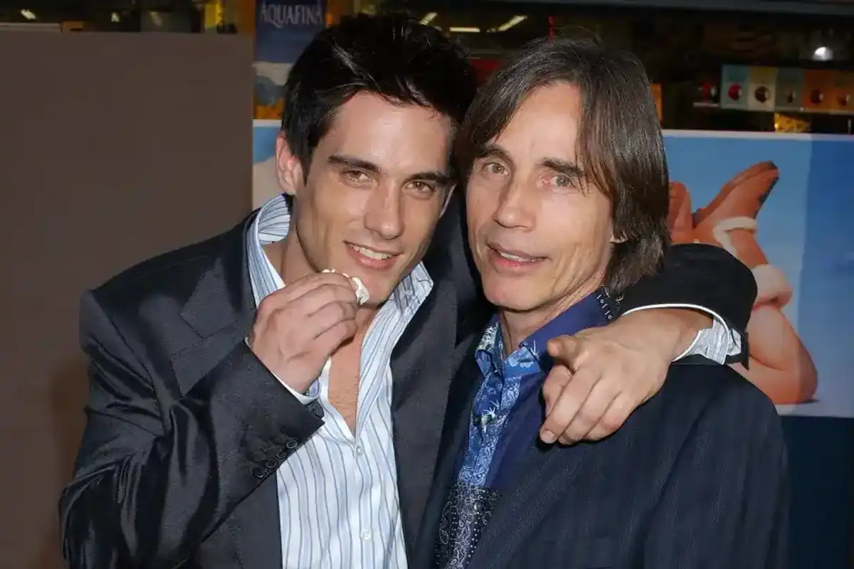 Ethan Browne and dad Jackson Browne during "Raising Helen" Los Angeles Premiere in Hollywood, California, on May 24, 2004.