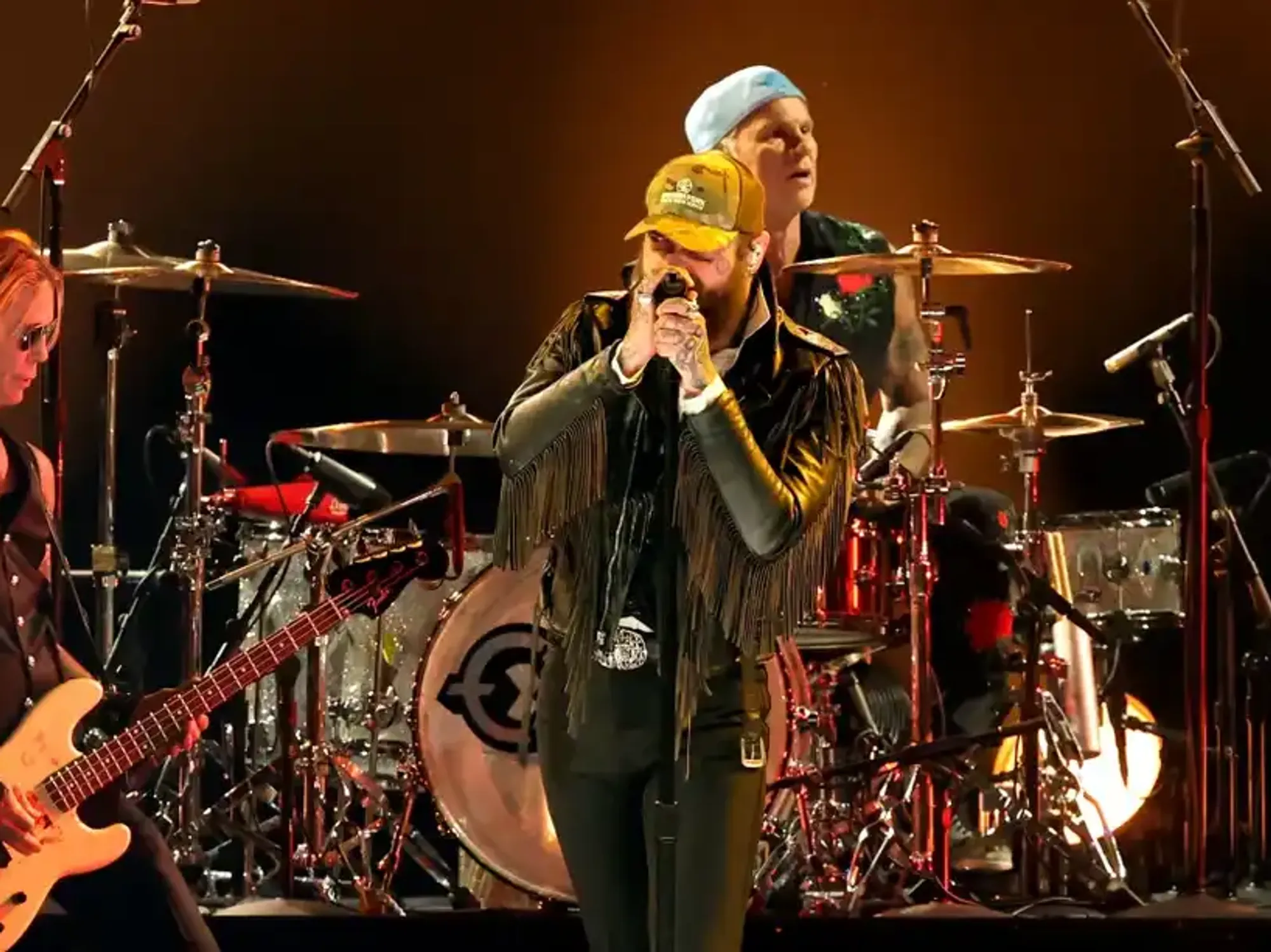 Post Malone, Slash & Duff McKagan Thunder Through Ozzy Osbourne 'War Pigs' Tribute at Grammys | Billboard Canada