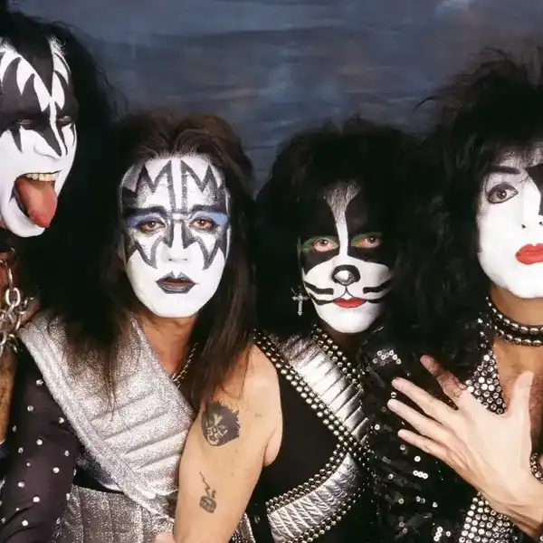Gene Simmons, Ace Frehley, Peter Criss & Paul Stanley of KISS