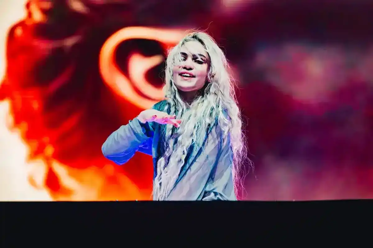 Grimes performs at the Sahara Stage at the 2024 Coachella Valley Music And Arts Festival - Weekend 1 - Day 2 at Empire Polo Club on April 13, 2024 in Indio, California.