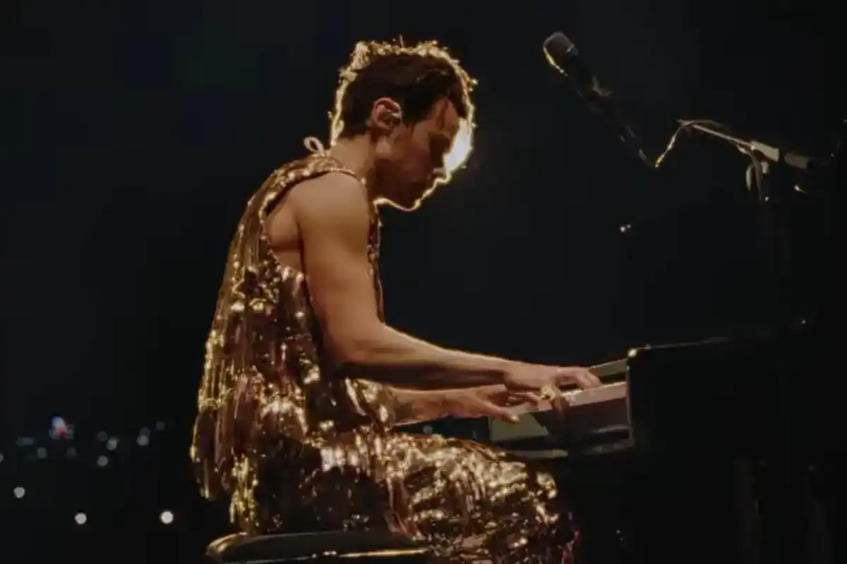 Harry Styles Quietly Releases Surprise ‘Forever, Forever’ Music Video