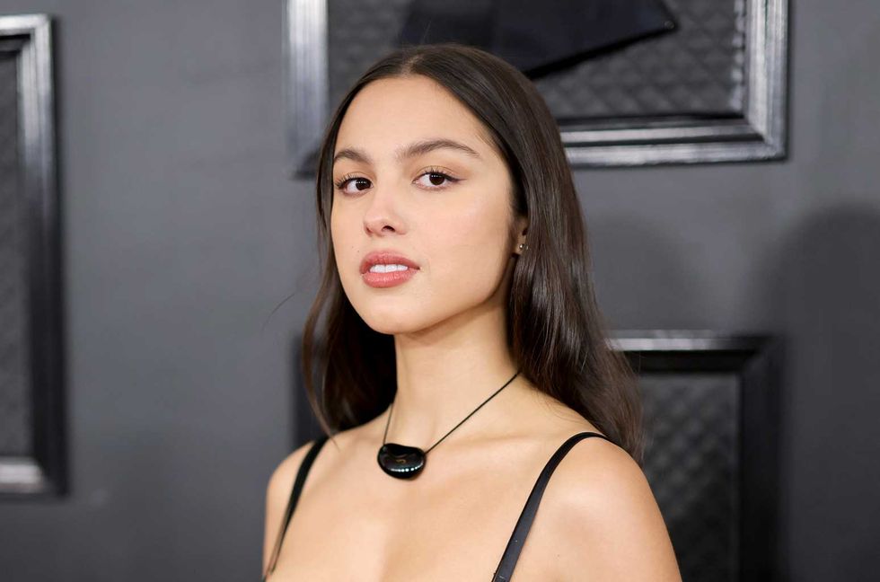 Olivia Rodrigo’s ‘Vampire’ Gets Sucked Into ‘Twilight’ Jokes From Taylor Lautner, Conan Gray & More
