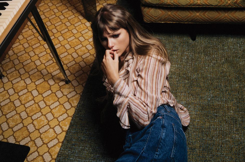 Taylor Swift Is ‘Hyped’ Over New Roosevelt Remix of ‘Anti-Hero’