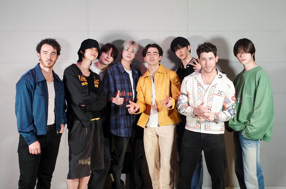 TOMORROW X TOGETHER Reflect on the ‘Sense of Pride’ Collaborating With Jonas Brothers for ‘Do It Like That’