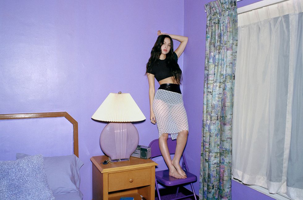 Olivia Rodrigo Takes Fans Behind the Scenes of ‘Guts’ Photo Shoot: ‘Your Girl Is Back!’