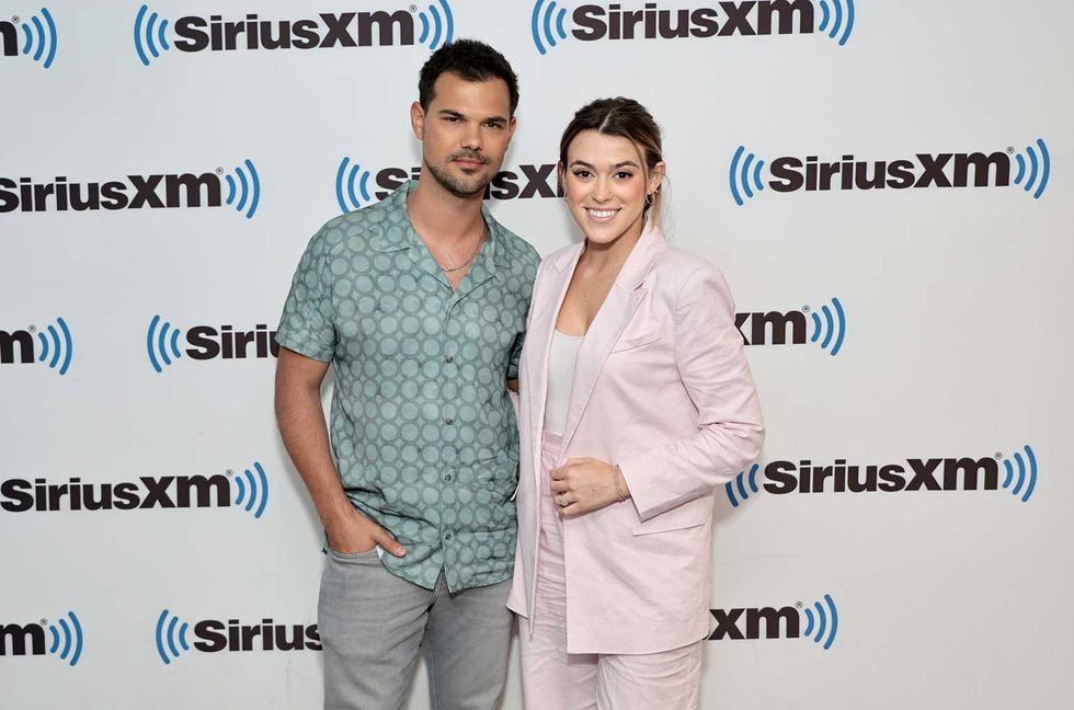 Tay Lautner Posed With the Famous Cleaning Cart at the Eras Tour & Taylor Lautner Had the Funniest Response