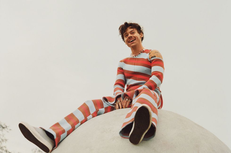 Harry Styles ‘As It Was’ On Track For Third Week Atop U.K. Chart