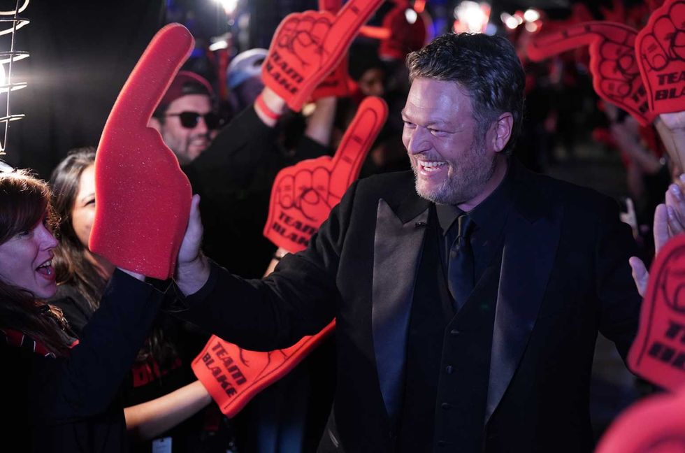 Blake Shelton Roasted to a Crisp By Former ‘The Voice’ Coaches: ‘We Obviously Know You’re Not an Amazing Dancer’