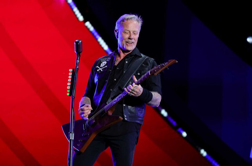 Metallica Singer James Hetfield Visits Wounded Ukrainian Soldiers in Hospital