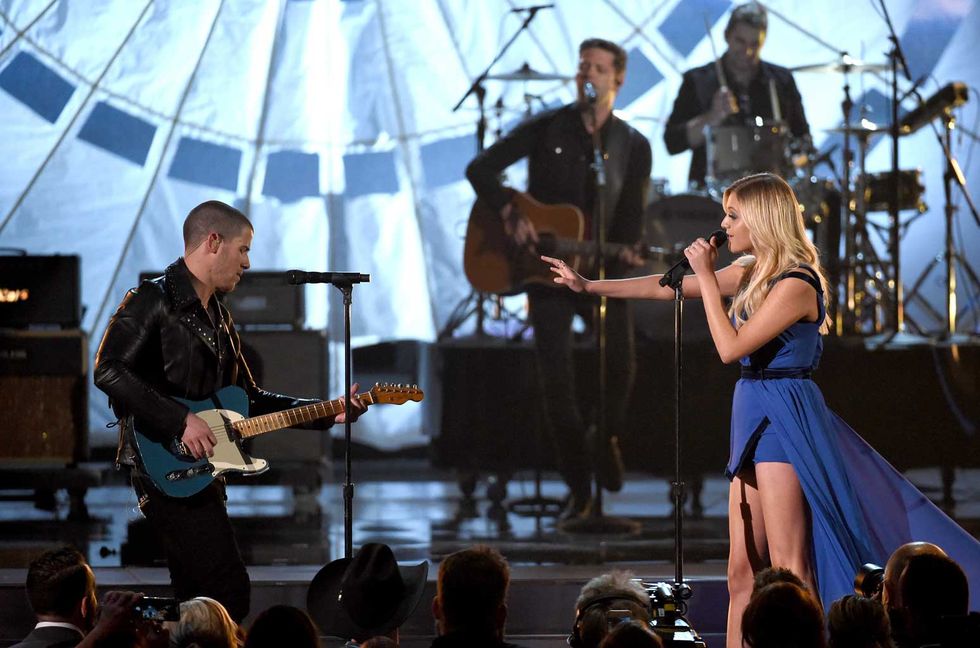 Nick Jonas Says His 2016 ACM Awards Performance Sent Him to Therapy: ‘It Was a Really Traumatic Moment’