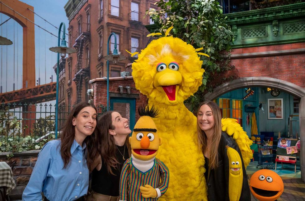Watch Haim Sing the Alphabet With Elmo & Friends on ‘Sesame Street’