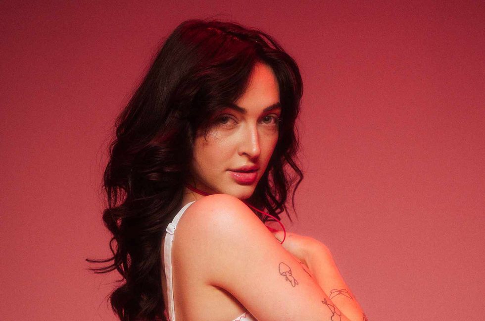 CIL Signs to Warner Records, Releases New Single ‘Devil In Your Eyes’: Exclusive