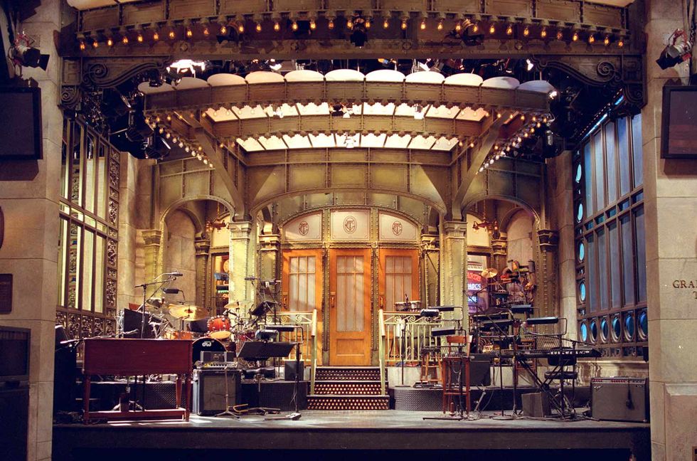 ‘Saturday Night Live’ Shuts Down in Wake of Writers’ Strike