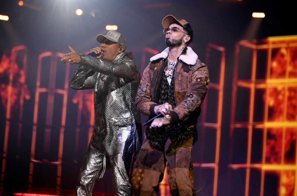 Wisin & Anuel AA Bring the Heat to the 2023 Latin AMAs With New Collab ‘Mi Exxx’