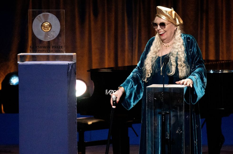 Joni Mitchell Feted With Gershwin Prize By Friends & Musical Luminaries in D.C.