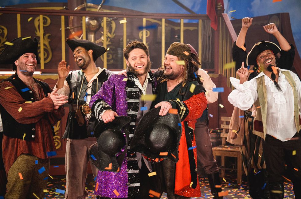 Shiver Me Timbers! Niall Horan Plays Dancing Pirate in ‘Late Late Show’ High Seas Musical