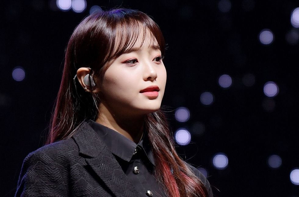 Chuu Removed From LOONA Amid Back-and-Forth Reports Between K-Pop Group & Label