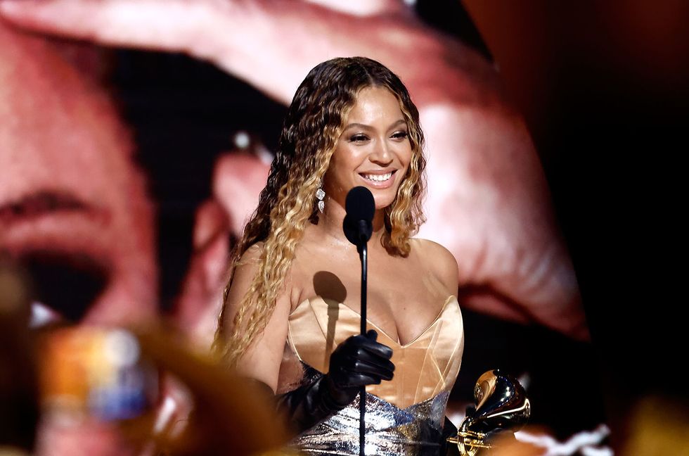 Skywriter Declares Beyoncé Still ‘Made Music History’ Following Grammys Album of the Year Upset