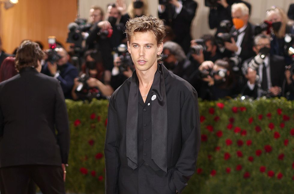 Austin Butler Remembers the ‘Bright Light’ of Lisa Marie Presley: ‘My Heart Is Completely Shattered’
