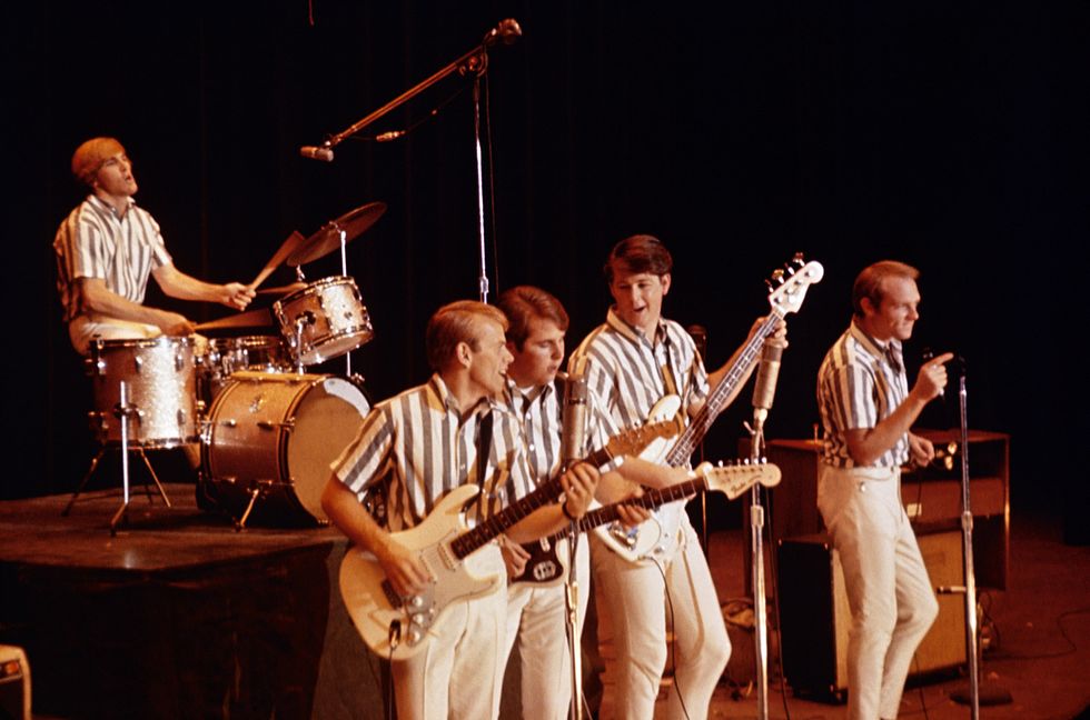 Ask Billboard: The Beach Boys, Jacksons & John Lennon Notch First Top 40 Hot 100 Hits Since the ’80s With Holiday Classics