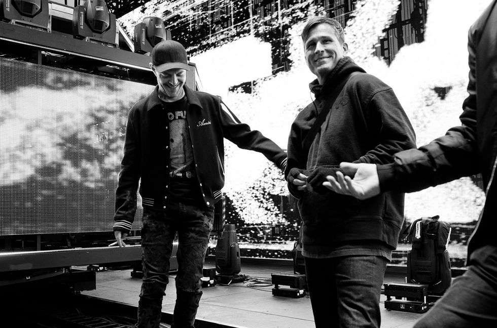 Kaskade & Deadmau5 Shrug Off ‘Exploding Generators’ at Debut Kx5 Stadium Show