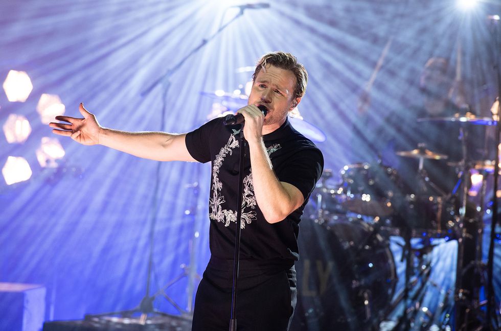 Olly Murs On Track For U.K. Chart Crown With ‘Marry Me’