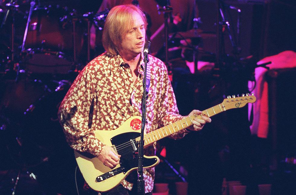 Tom Petty’s ‘Live at the Fillmore’ Lights up Billboard Charts, Debuts In Top 10 on Album Sales