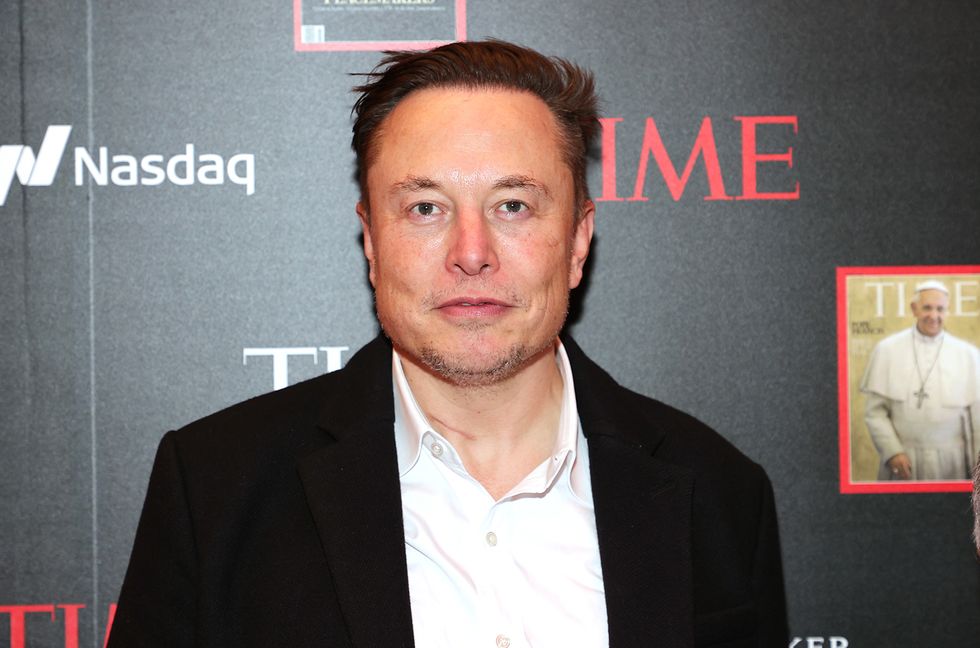 Elon Musk Says His Cage Fight With Mark Zuckerberg Will Be Streamed on X