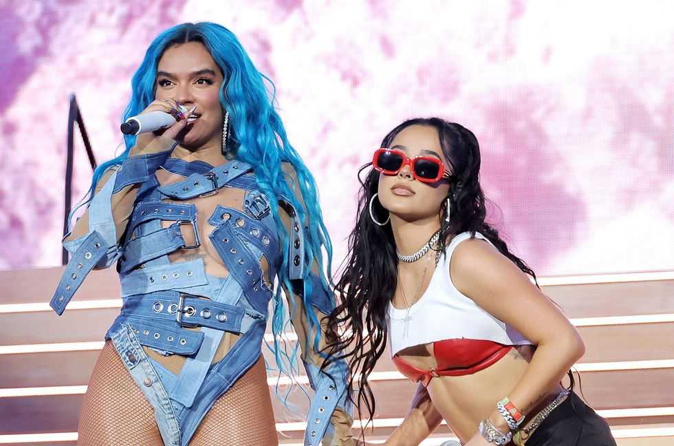 Celebrar y Gratitud: Listen to the Ultimate Thanksgiving Latin Playlist