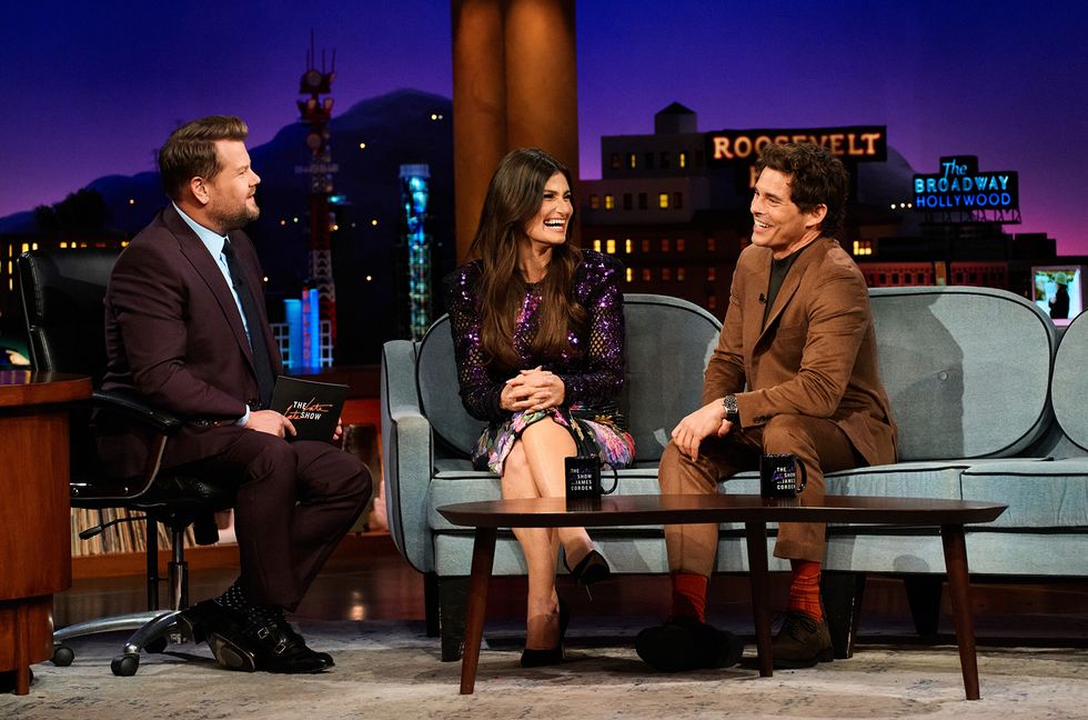 Watch Idina Menzel & James Marsden’s Adorable, Spontaneous ‘Aladdin’ Duet