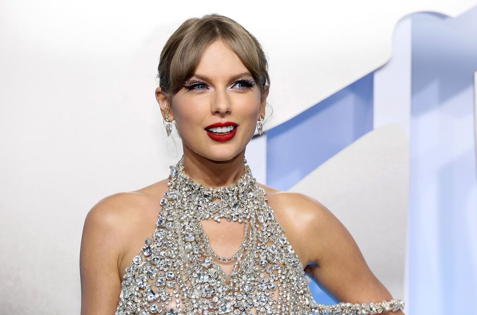 Taylor Swift Dropped 2 More Dance Floor-Ready ‘Anti-Hero’ Remixes