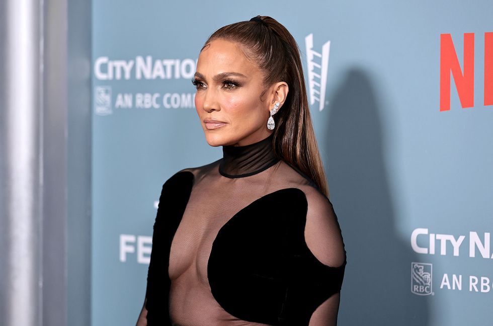 Jennifer Lopez & Josh Duhamel Fight Through Nuptials Gone Very, Very Wrong in ‘Shotgun Wedding’ Trailer