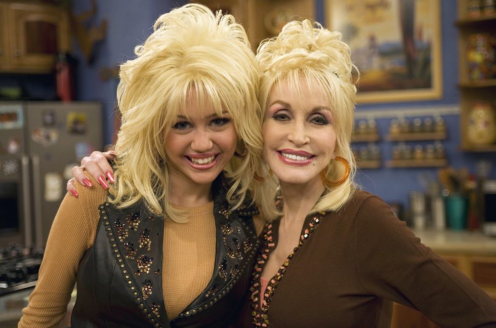 Dolly Parton Reminisces on Her First ‘Hannah Montana’ Appearance 16 Years Ago: ‘Time Flies!’