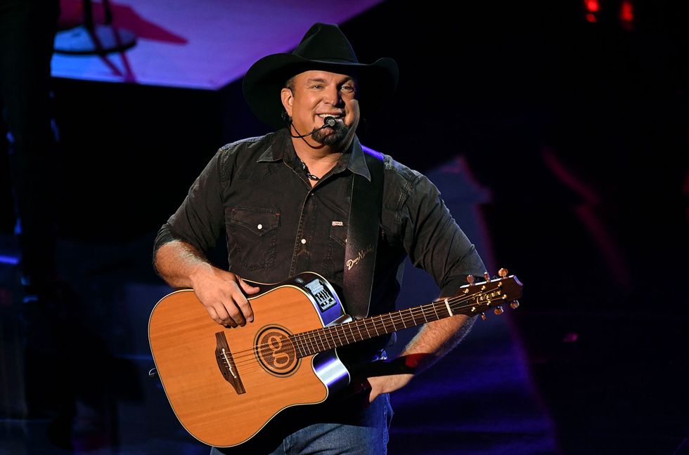 Garth Brooks Teams Up With Nashville to Open Police Substation Next to His Planned Bar & Honky-Tonk