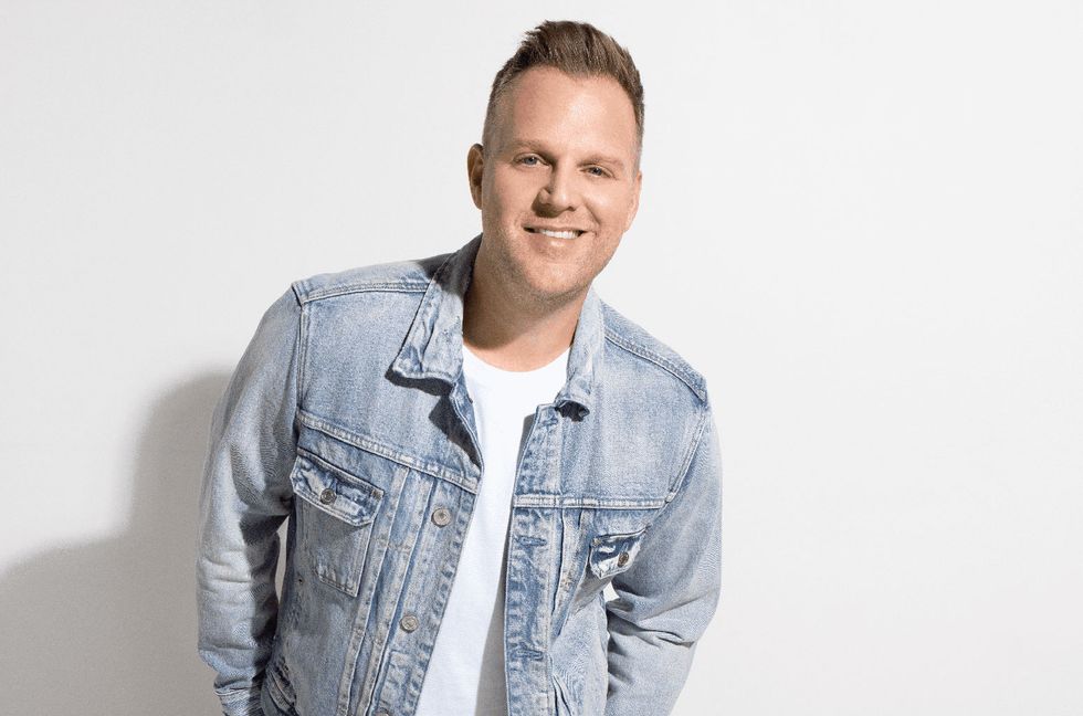 Matthew West & Maverick City Music Among Top Nominees for 2022 GMA Dove Awards