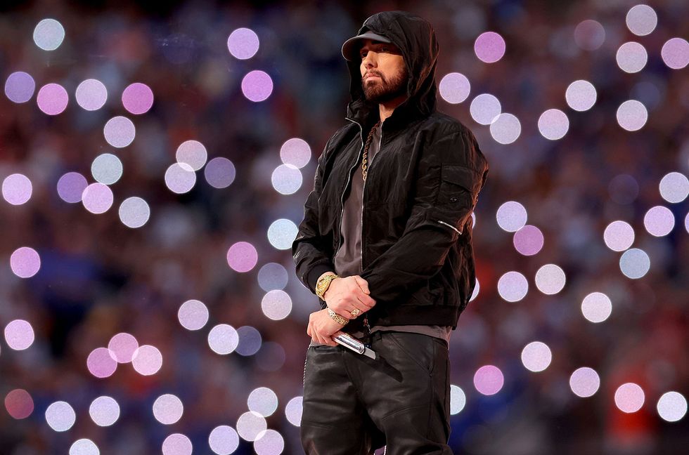 Eminem Challenges Beyonce for U.K. Albums Chart Title