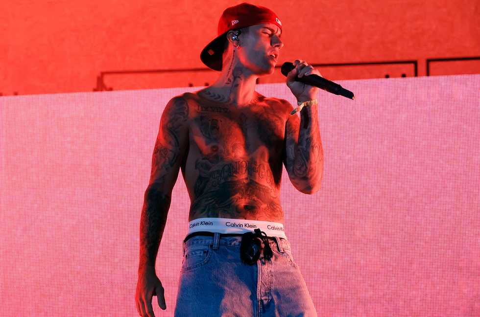 Justin Bieber Makes Return to Live Performances Following Ramsay Hunt Syndrome Diagnosis: ‘Thank You So Much For Having Me Back’