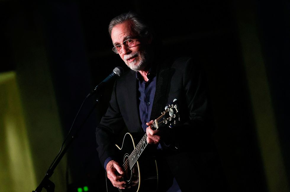 5 Moving Moments From Jackson Browne’s Joyous Return to New York’s Beacon Theatre