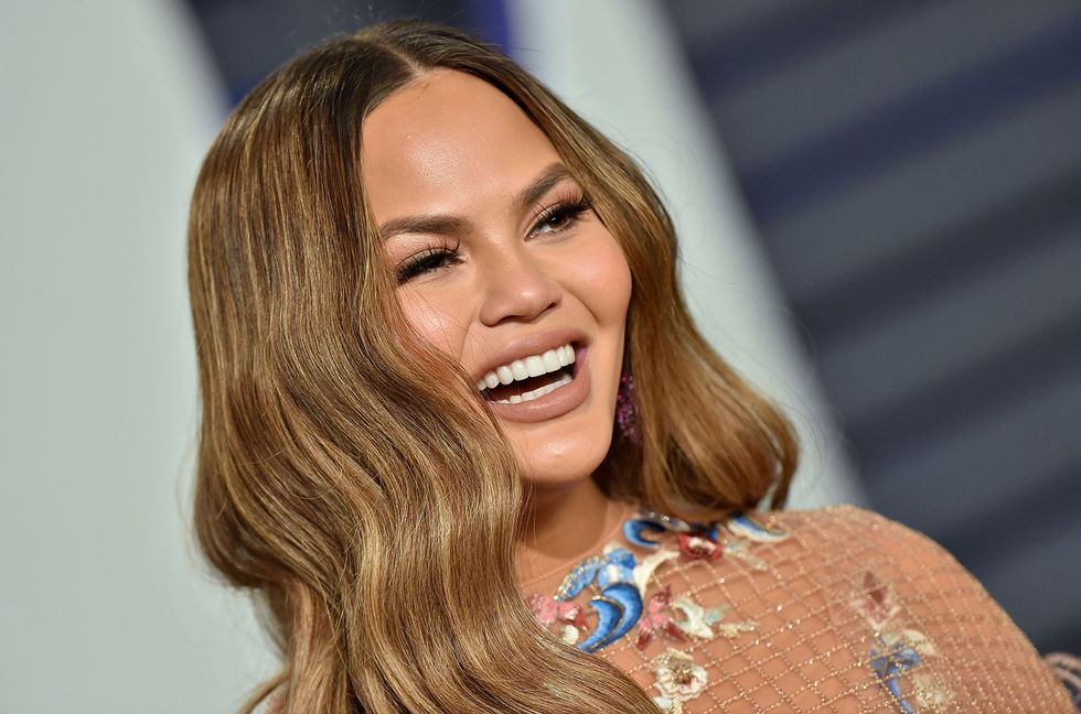 Chrissy Teigen Celebrates One Year of Sobriety: ‘I Really Feel Good’