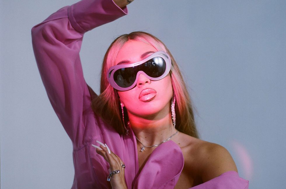 Kali Uchis’ ‘Sin Miedo’ Debuts in Vinyl Albums Top 10 & Returns to No. 1 on Latin Pop Albums Chart