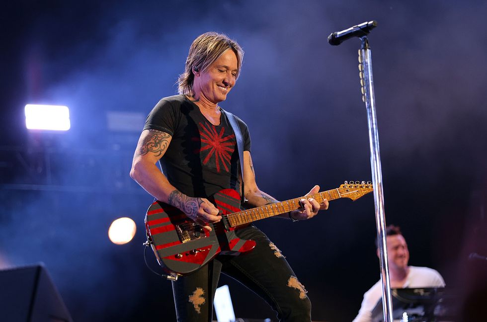 CMA Fest 2022: 6 Best Moments From Thursday’s Nissan Stadium Shows